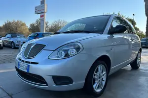 LANCIA Ypsilon 1.2 69 CV Diva