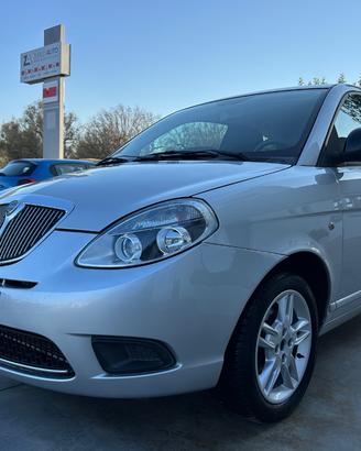 LANCIA Ypsilon 1.2 69 CV Diva