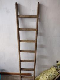 Scaletta in legno altezza 1,60 m