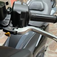 Leve freno originali Rizoma per Yamaha Tmax