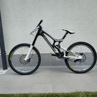 Santa Cruz V10 Mk4 Carbon