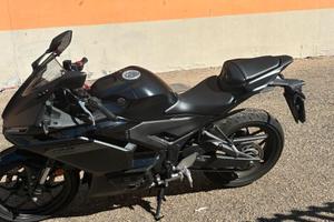 Yamaha YZF R3 - 2025