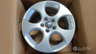 4 CERCHI LEGA VOLKSWAGEN GOLF 17" CODICE A750