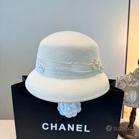 Cappello da pescatore in lana Chanel bianco
