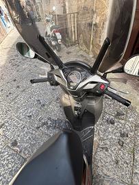 Honda SH 300 2019 – Unico proprietario