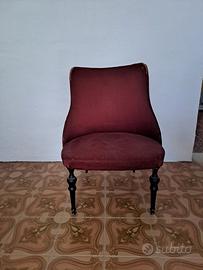 Poltroncina a conchiglia  vintage   da restaurare.