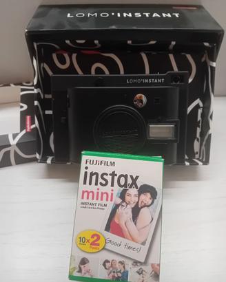 Macchina fotografica istantanea