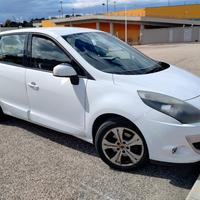 Renault Scenic Xmod 2011