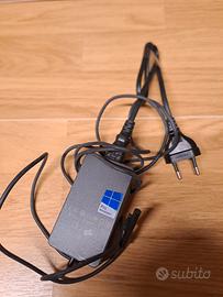 Alimentatore portatile Surface Microsoft Pro 3 e 4