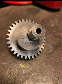 Asse a camme guzzi PLS 250