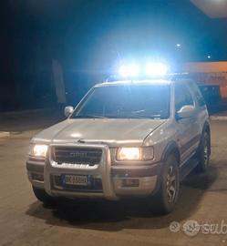 Opel frontera b sport 