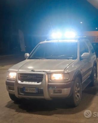 Opel frontera b sport 