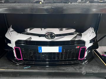 PARAURTI YARIS GR + LIP TRD