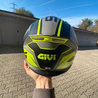 Casco integrale Givi