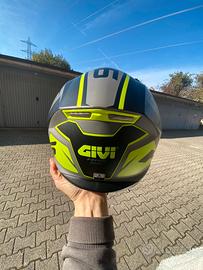 Casco integrale Givi