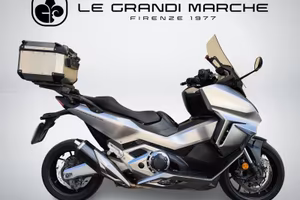 Honda Forza 750