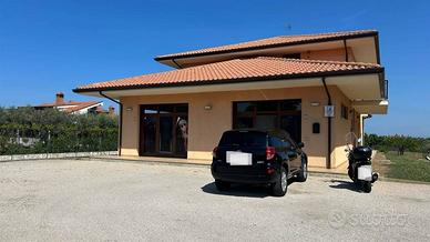 Immobile di 66 m² con 1 locale a Treglio