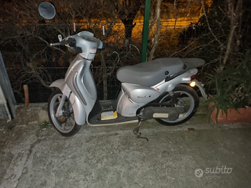 Aprilia Scarabeo