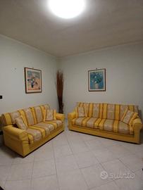 divani a 3 posti e 2 posti 