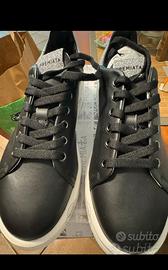 Scarpa Premiata nera