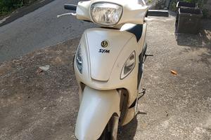 Sym Symphony 125 - 2011