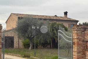 CASA INDIPENDENTE A CARTOCETO