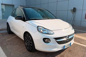 Opel Adam 1.2 70 CV Glam
