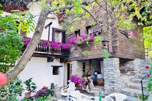 CASA SEMINDIPENDENTE A SAINT-OYEN