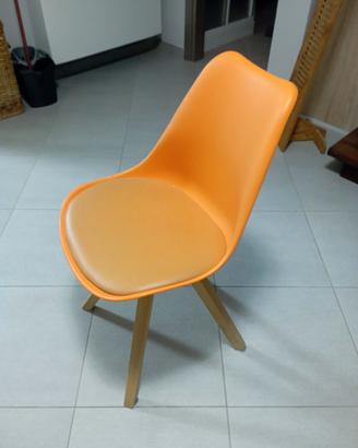 Sedia in plastica legno