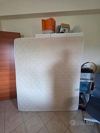 2 MATERASSI A 5 €