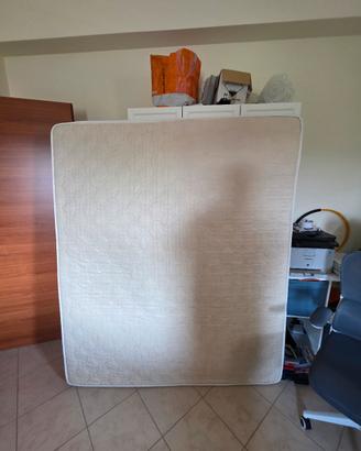 2 MATERASSI A 5 €