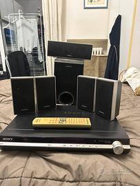 Lettore DVD con impianto home theatre Sony