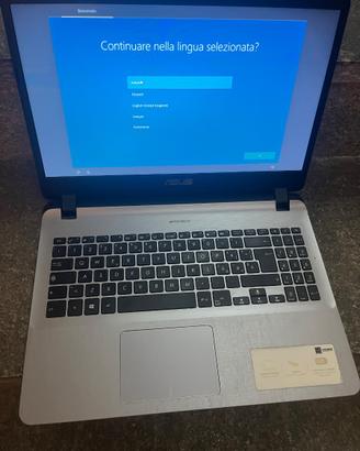 Pc notebook ASUS  modello F507U