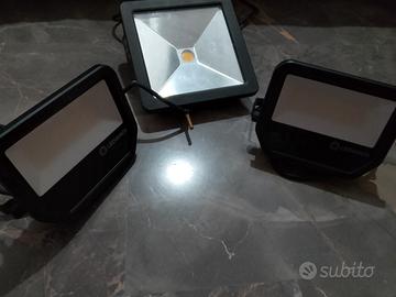 fari da esterno a led 