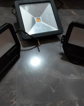 fari da esterno a led 
