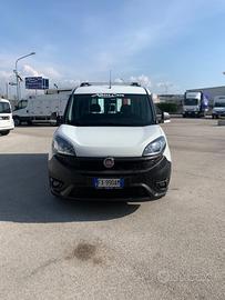 Fiat doblo 5 posti autocarro