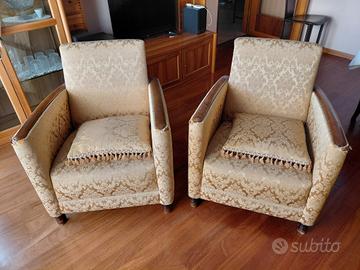 Coppia di poltrone stile liberty anni 40