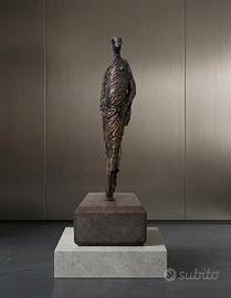 Scultura statuetta bronzo stile Giacometti h 16 cm