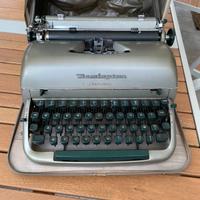 Macchina da scrivere Remington Quiet-Riter '52