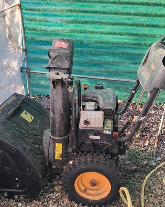 sparaneve a scoppio partner SB 240 motore tecumseh