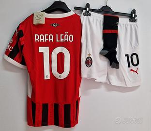 Maglia Pantaloncini Calzettoni Milan 2025 Bambino 