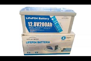 Due batterie litio nuove da 200Ah