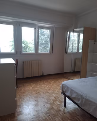 Parma stanza singola zona ospedale, arredato
