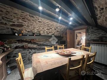 MONOLOCALE A PONTE DI LEGNO