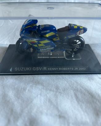Modellino Moto Suzuki GSV-R Kenny Roberts Jr 2002