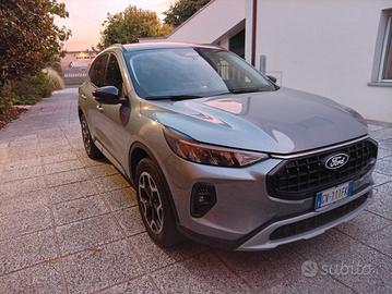 Ford Kuga Active x 2.500 cc 190 cv