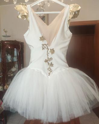 Tutù bianco corto decorato con paillettes dorate