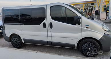Renault trafic 1.9 pullmino  9 posti