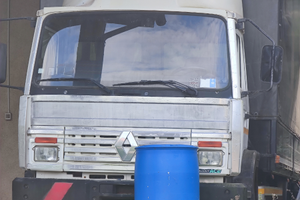 Autocarro telonato 115 Q.li pochi kilometri