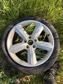 coppia di cerchi in lega e gomme Audi A3 2.0 2008